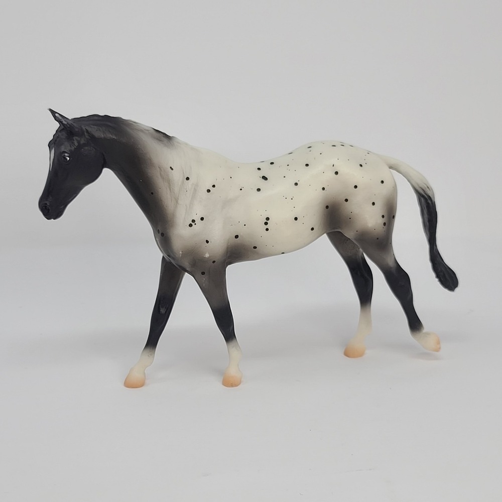 Breyer Classic #930 Appaloosa Horse MIGHT TANGO Mold RETIRED Semi Leopard